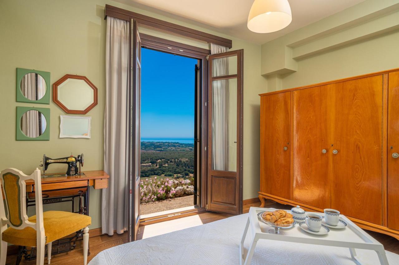Saint George Castle Villa With Sea View Livathos  ภายนอก รูปภาพ