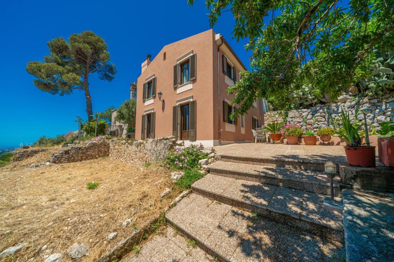 Saint George Castle Villa With Sea View Livathos  ภายนอก รูปภาพ